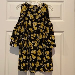 Michael Kors flutter sleeve top